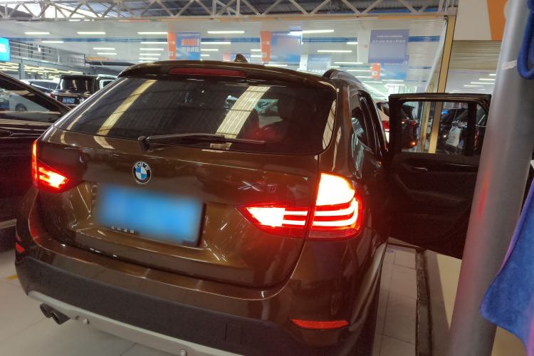 Used BMW X1 2015 sDrive18i Leading Edition