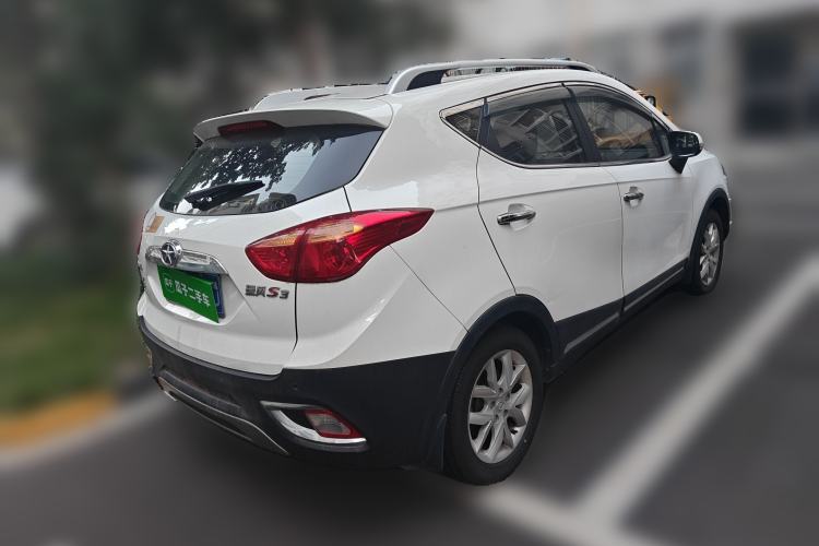 Used JAC Group Refine S3 2014 1.5L CVT Luxury Smart Model
