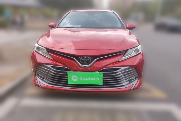 Used Toyota Camry 2018 2.0G Luxury Edition
