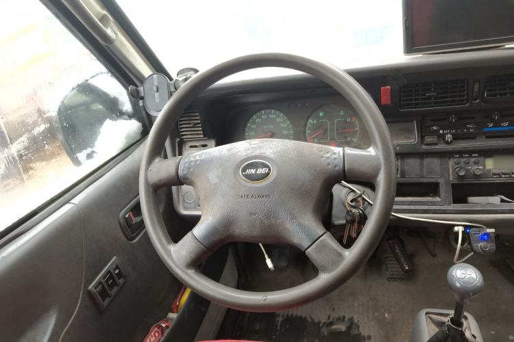 Used Jinbei Hiace 2020 2.0L Xiangyun Series Luxury Van High Roof China VI Standard Model 1TZS Steering Wheel