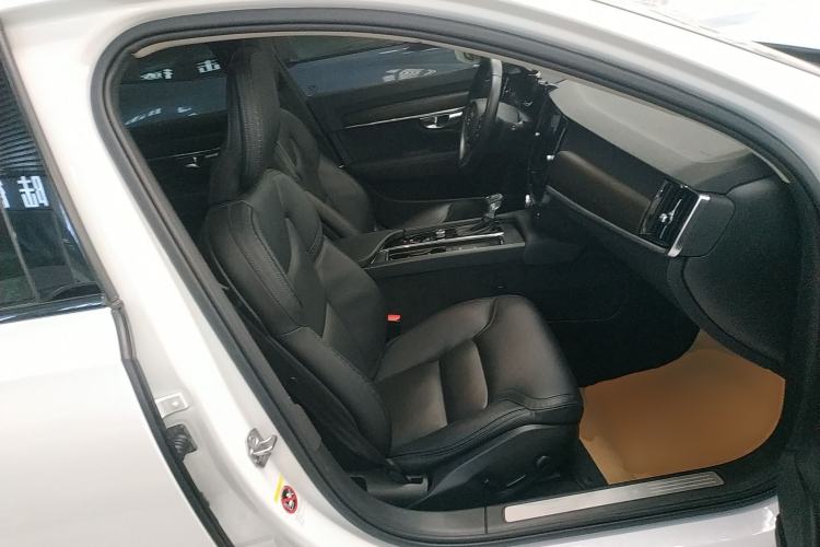 Used Volvo V90 2019 Cross Country T5 AWD Smart Range Version China V Standard