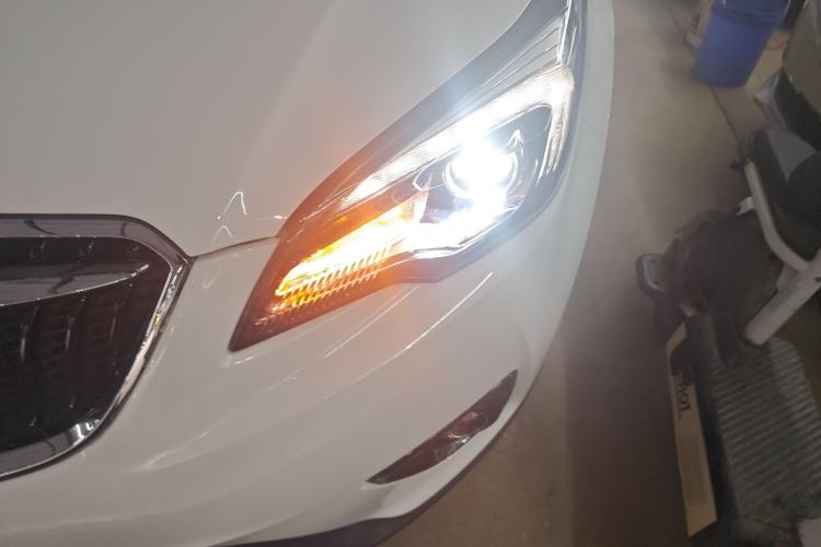 Used Buick Envision 2018 28T Four-Wheel Drive Elite Version