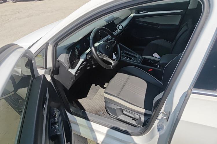 Used Volkswagen Golf 2021 200TSI DSG Pro Driver Seat