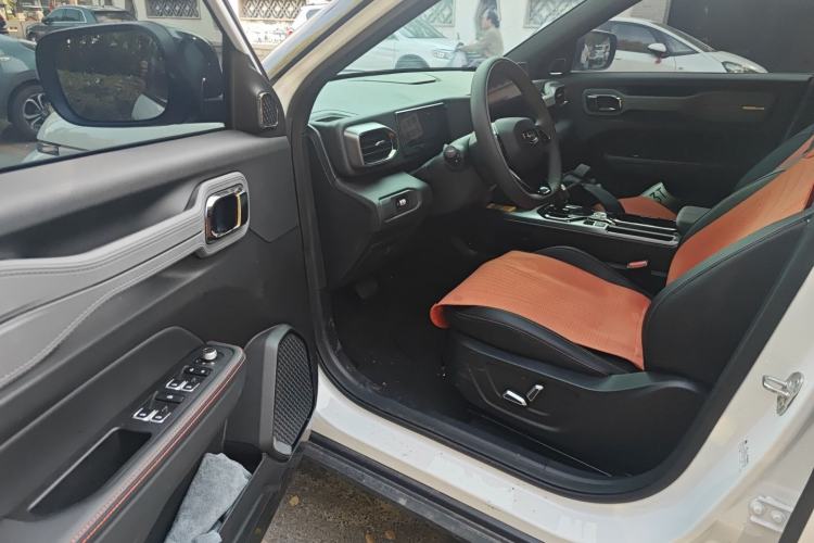 Used Geely Auto Cowboy 2025 1.5TD Fun-Offroad Version
