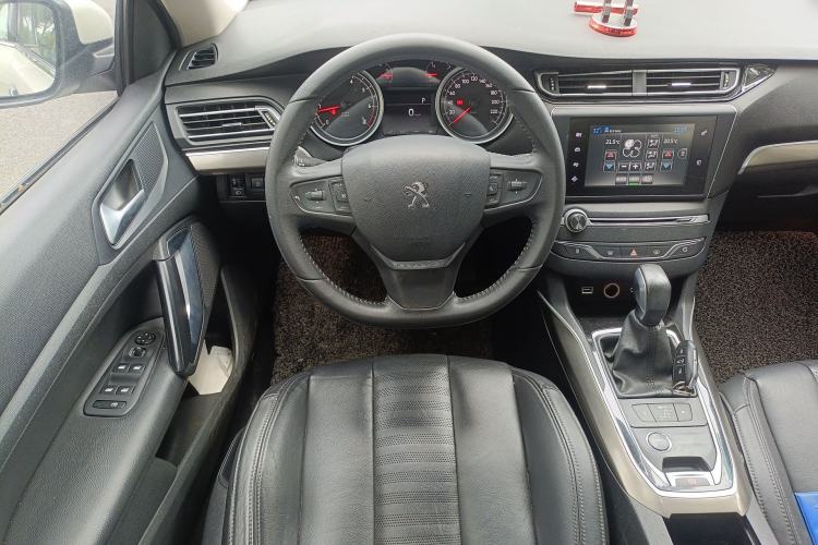 Used Peugeot 408 2014 1.6T Automatic Prestige Edition Steering Wheel