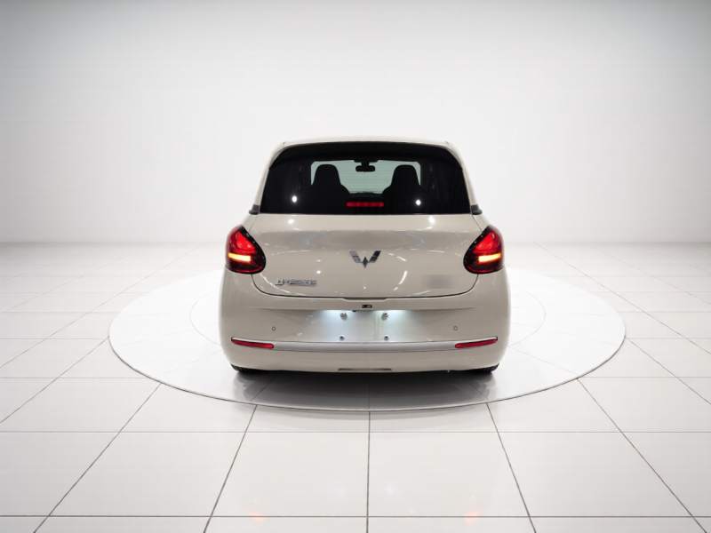 Used Wuling Bingo 2023 203km Light Edition — 5