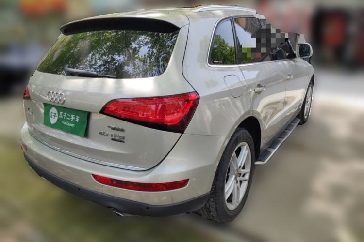 Used Audi Q5 2015 40 TFSI Comfort Model Rear Right 45 Deg