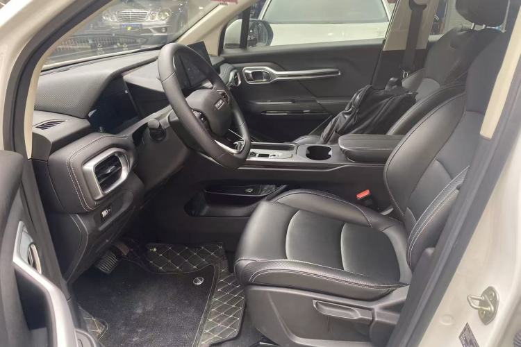 Used Radar King Kong 2025 460 km All-Wheel Drive Long-Box Version – Mighty King Kong Left Front Seat