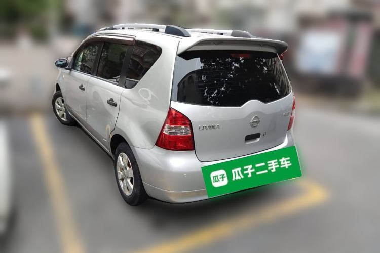 Used Nissan Livina 2010 Jingyue Edition 1.6L Manual All-Around Model
