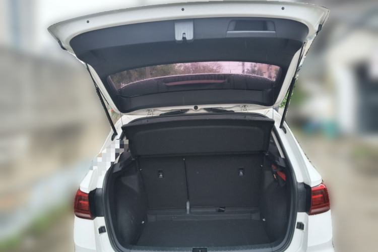 Used Volkswagen Tharu 2022 280TSI Two-Wheel-Drive Luxury Edition Trunk