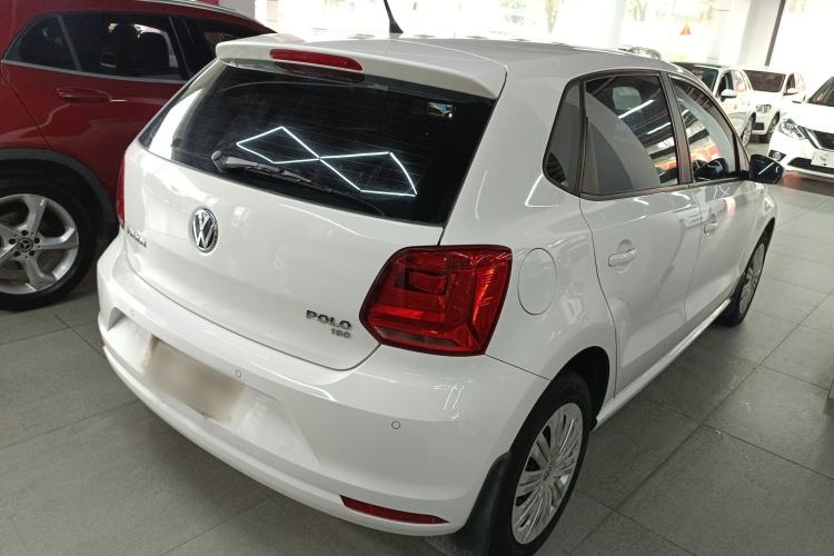 Used Volkswagen Polo 2016 1.6L Automatic Comfort Model
