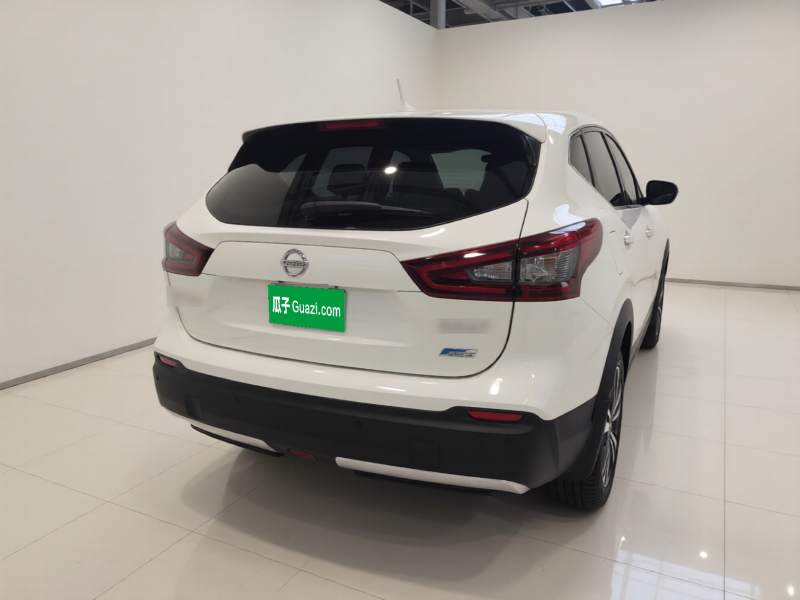 Used Nissan Qashqai 2023 Classic 2.0L CVT XV Comfort Edition — 5