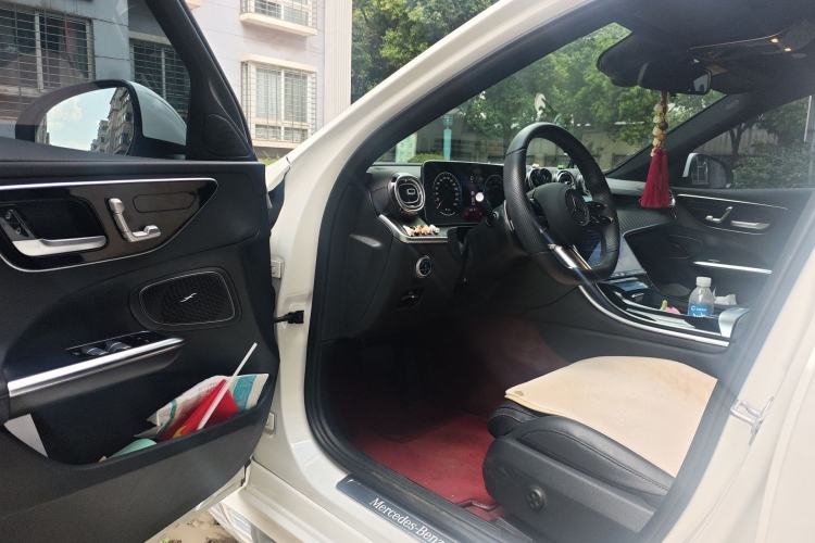 Used Mercedes-Benz C-Class 2022 Facelift C 260 L Driver Seat