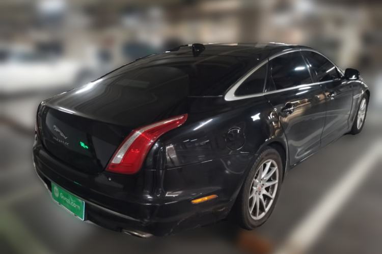 Used Jaguar XJ 2016 XJL 2.0T Two-Wheel-Drive Elegant Business Edition
