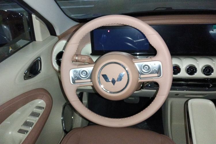 Used Wuling Bingo 2025 333 km Lingxi Deluxe Edition Steering Wheel