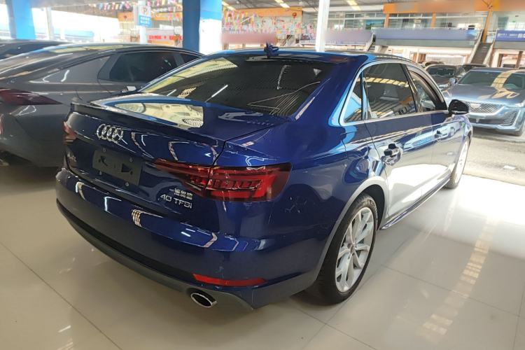 Used Audi A4L 2018 30th Anniversary Edition 40 TFSI Fashion Model Rear Right 45 Deg