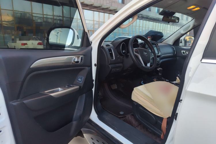 Used Foton Savana 2017 2.8T Automatic All-Wheel Drive Diesel Luxury 5-Seater
