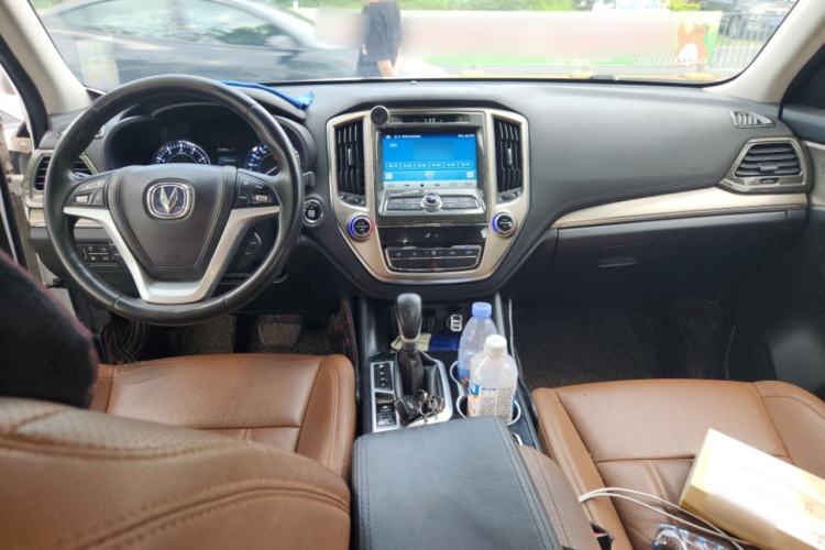 Used CHANGAN CS95 2017 2.0T Two-Wheel Drive Zhitu Edition
