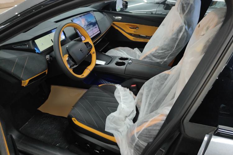 Used Deepal SL03 2025 Extended-Range Sporty Version