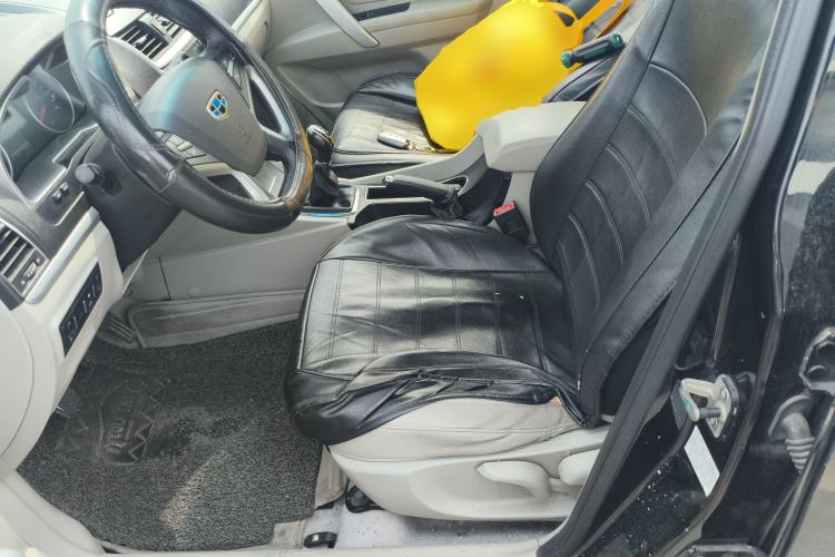 Used Geely Auto Emgrand 2016 Sedan 1.5L Manual Luxury Model
