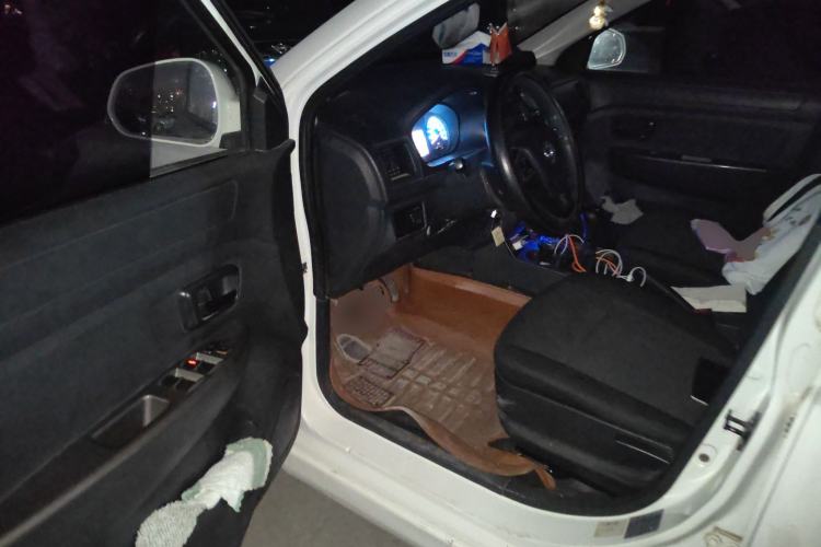 Used Dongfeng Fengon 330 2019 1.5L Manual Practical II China VI