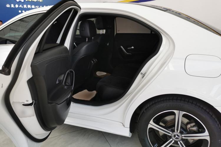 Used Mercedes-Benz A-Class 2022 Second Facelift A 200 L Sport Sedan Fashion Version