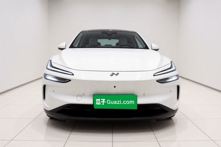 Used ONVO L60 2024 60 kWh Rear-Drive Version Front