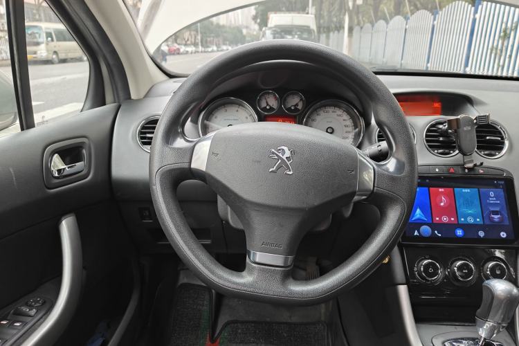 Used Peugeot 408 2013 2.0L Automatic Comfort Edition Steering Wheel