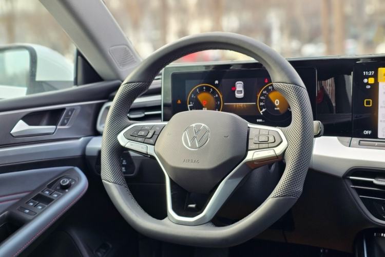 Used Volkswagen Lamando 2024 Lavida L 280TSI DSG Cool & Spicy Edition
