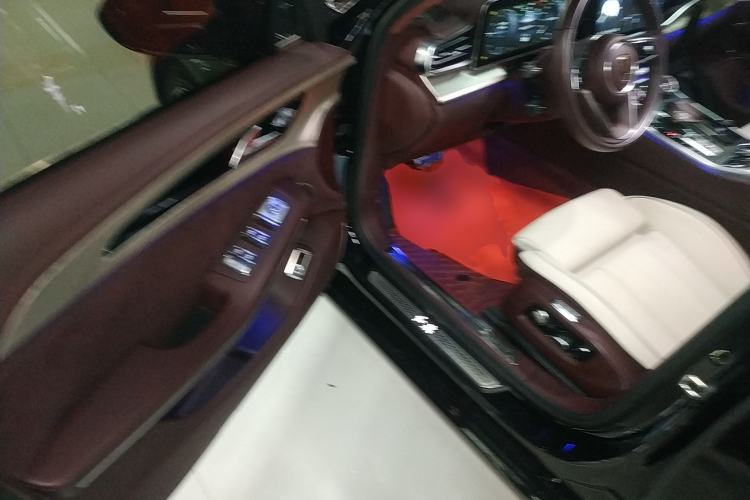 Used Hongqi H9 2022 2.0T Smart Connect Flagship Edition
