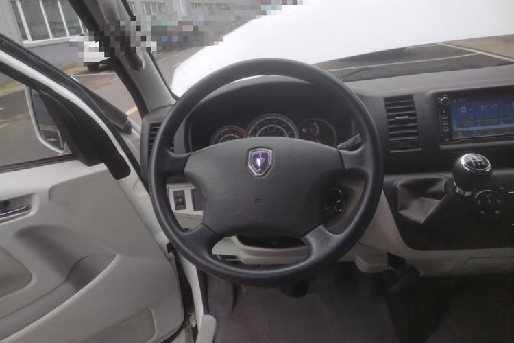 Used Jinbei Hiace 2018 2.4L Dashishi L Manual 14-Seater Luxury Version 4RB2