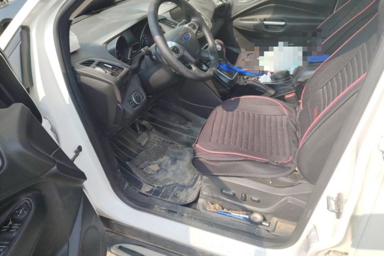 Used Ford Kuga 2015 2.0L GTDi Four-Wheel-Drive Sport Model