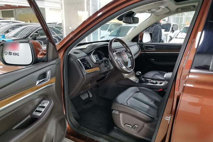 Used Roewe RX8 2018 30T Smart Connectivity All-Wheel Drive Supreme Edition