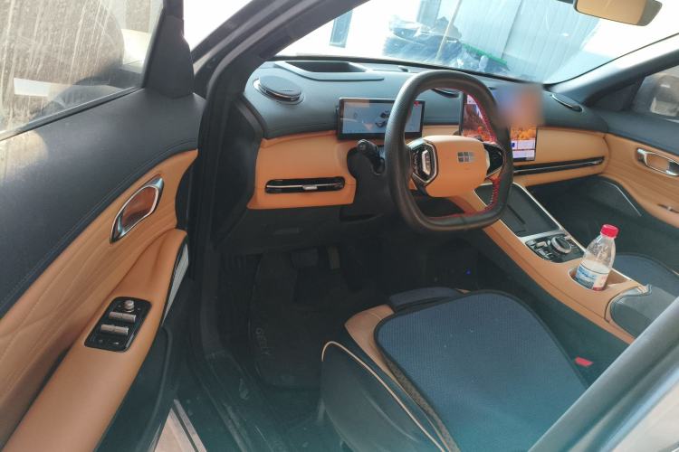 Used Geely Galaxy Galaxy Xingjian 7 EM-i 2025 120km Exploration+ Version