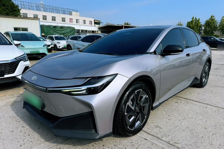 Used Toyota bZ3 2023 517 km Elite PRO