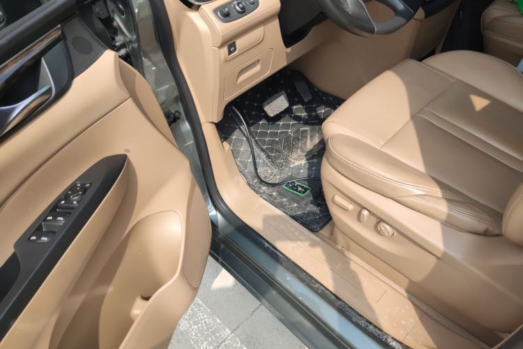 Used Buick GL8 2017 ES 28T Luxury Model China V Standard
