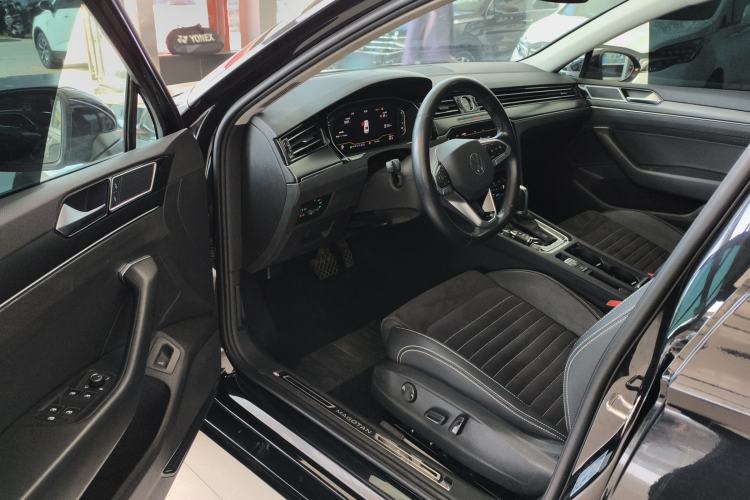 Used Volkswagen Magotan 2020 330TSI DSG Luxury Edition
