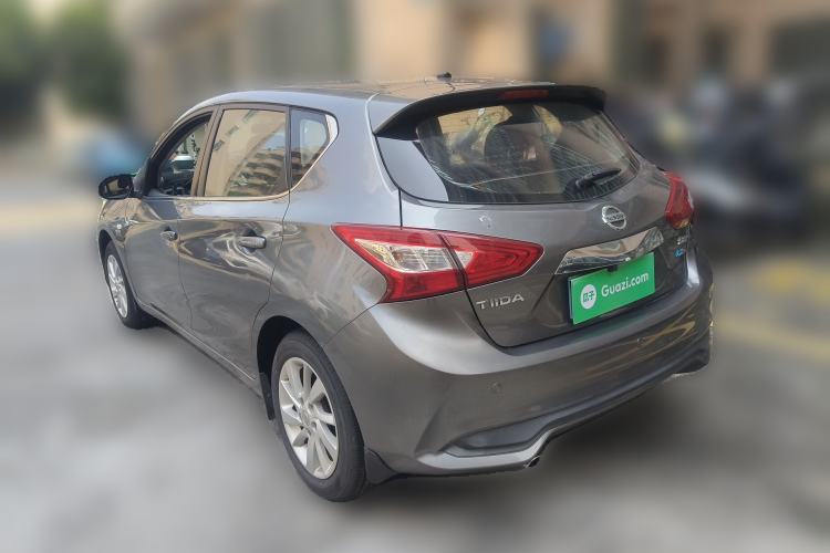 Used Nissan Tiida 2016 1.6L CVT Cool Dynamic Edition