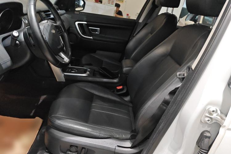 Used Land Rover Discovery Sport 2019 240 PS SE Version China VI Standard