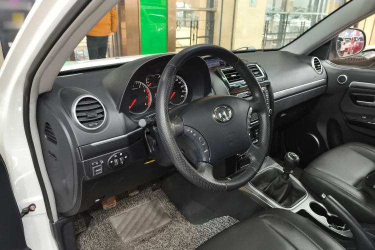 Used Haval H5 Classic 2013 Zhizun Edition 2.0T Manual 4x4 Prestige Model