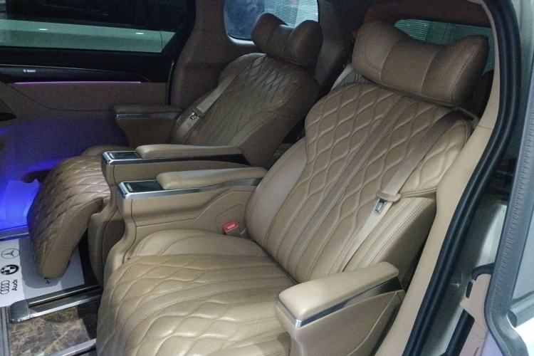 Used Buick GL8 2021 ES Land Cruiser 653T Luxury Edition
