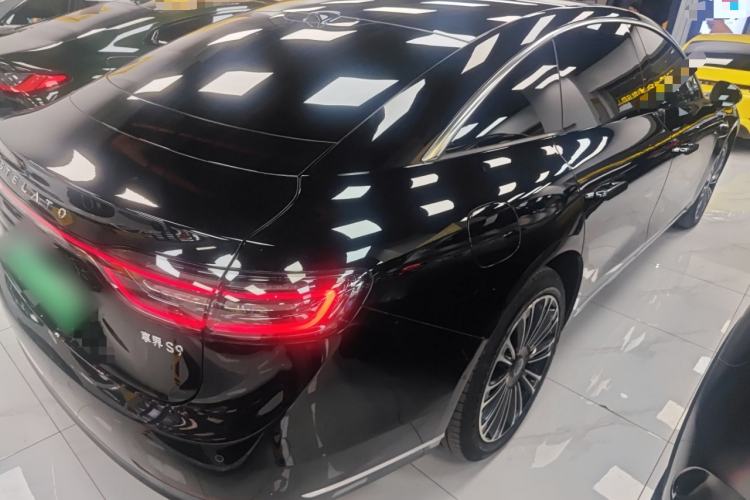 Used Hima Stelato S9 2025 Extended-Range Max Rear Right 45 Deg