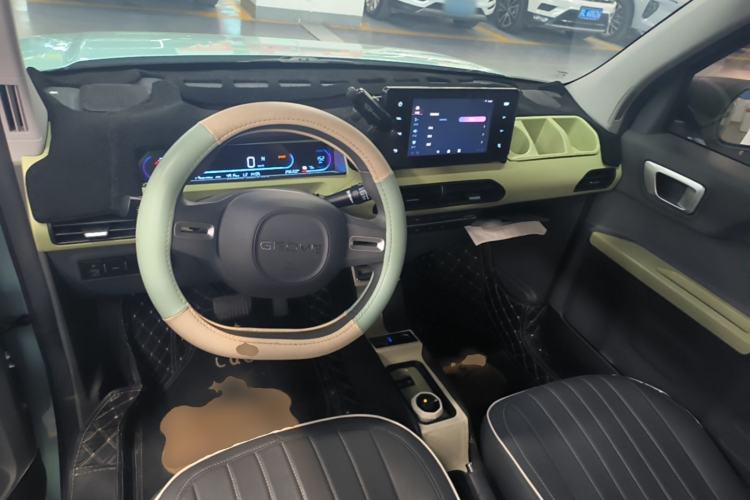 Used Geely Galaxy Panda 2023 Panda Mini 200km Dynamic Bear
