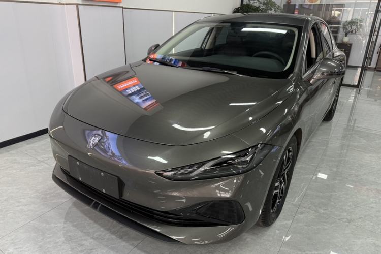 Used Roewe D7 2023 DMH 125km Superior Edition