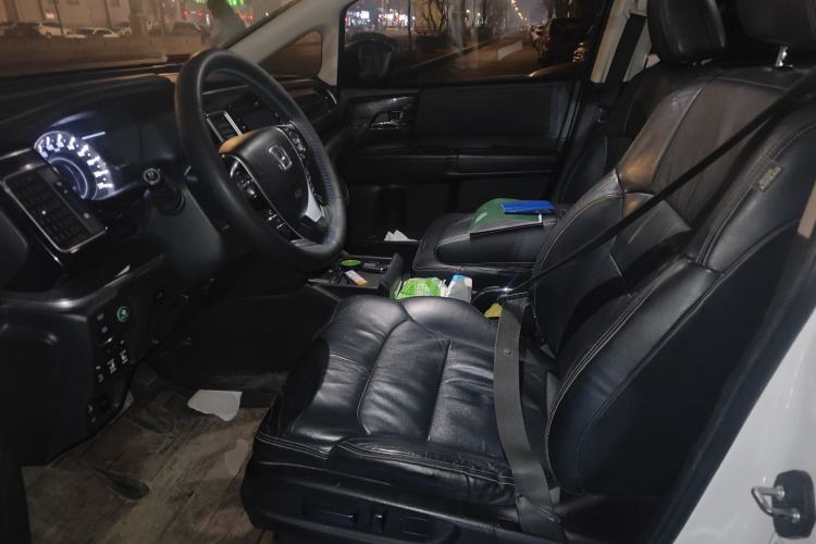 Used Honda Elysion 2016 2.4L Supreme Edition
