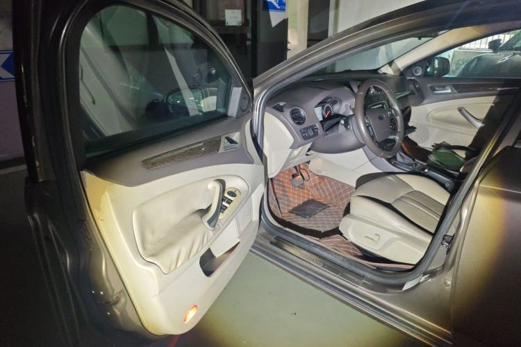 Used Ford Mondeo 2011 2.0L GTDi 200 Fashion Edition
