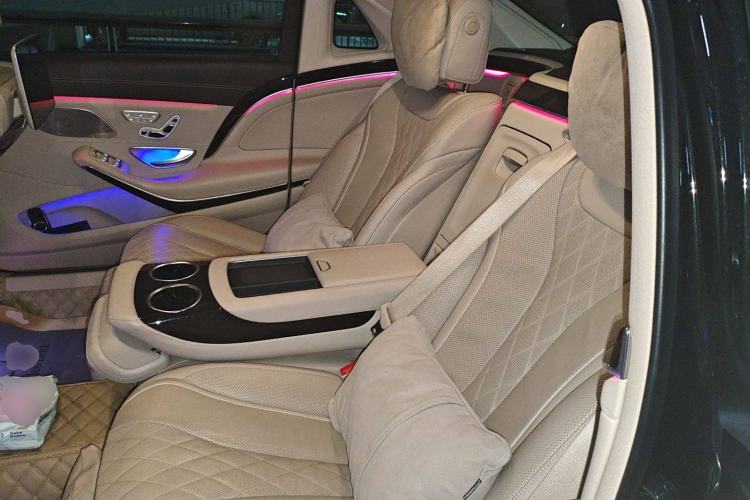 Used Mercedes-Benz Maybach S-Class 2020 S 450 4MATIC Left Rear Seat