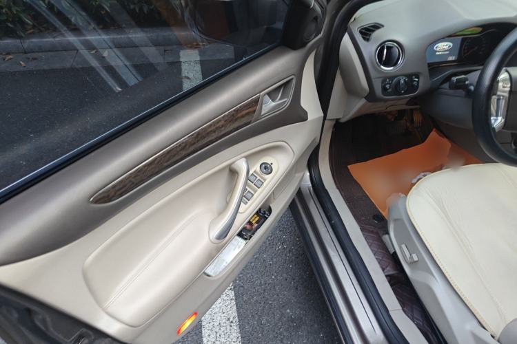 Used Ford Mondeo 2011 2.0L GTDi 200 Fashion Edition