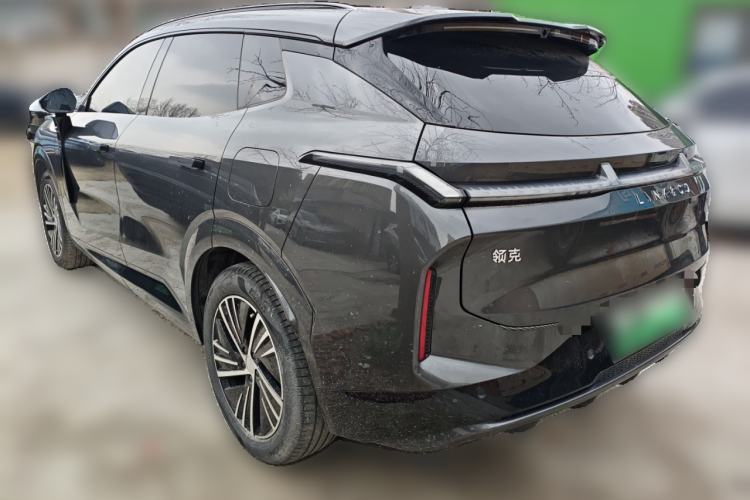 Used Lynk & Co 08 EM-P 2023 120km Long-Range Pro Rear Left 45 Deg