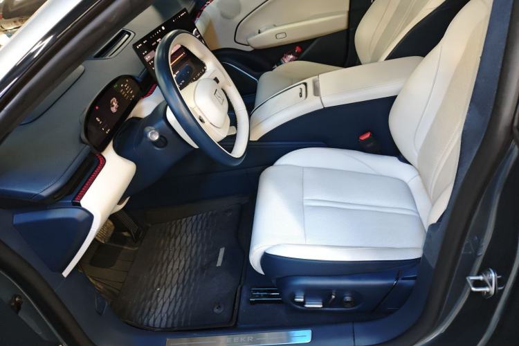 Used Zeekr 007 2024 Rear-Drive Enhanced Version 75 kWh
